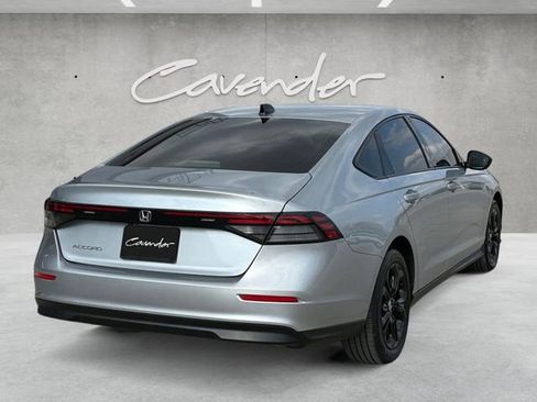 Used 2025 Honda Accord SE image 16