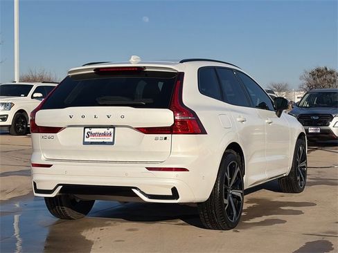 Used 2025 Volvo XC60 B5 Ultra w/ Protection Package Premier image 9