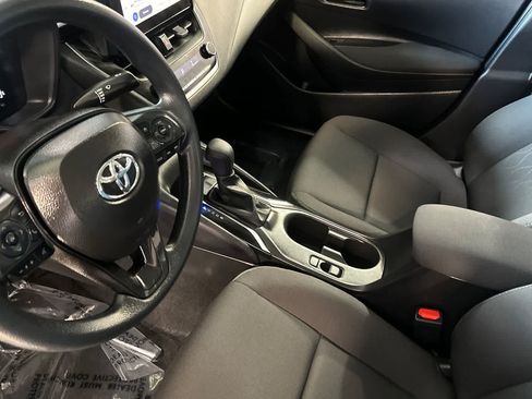 Used 2026 Toyota Corolla LE FWD image 12