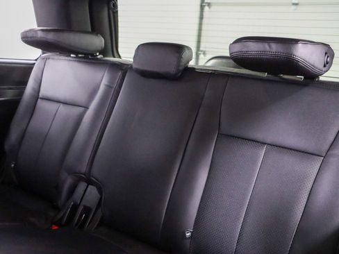 Used 2021 Ford Expedition XLT image 26