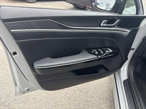 Used 2025 Kia K5 GT-Line AWD/4WD image 19