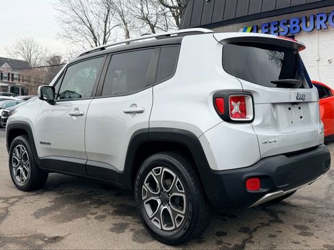 Used 2016 Jeep Renegade Limited image 5