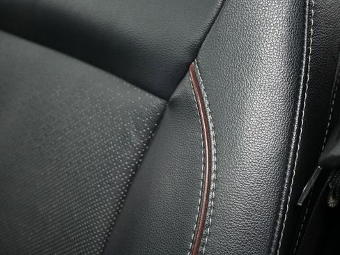 Used 2023 Ford F150 Lariat w/ Equipment Group 502A High image 13