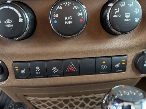 Used 2016 Jeep Wrangler Unlimited Sahara w/ Max Tow Package image 25