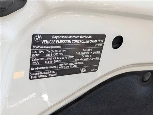 Certified 2023 BMW 530e w/ Convenience Package image 24