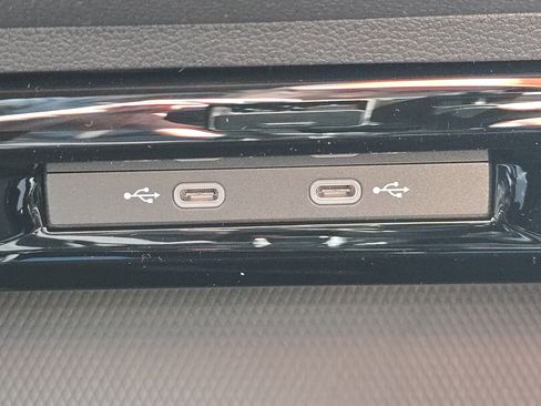 New 2026 Volkswagen GTI SE FWD image 27