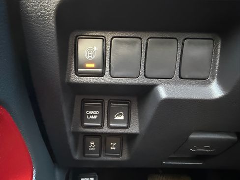 Certified 2025 Nissan Frontier PRO-4X AWD/4WD image 14
