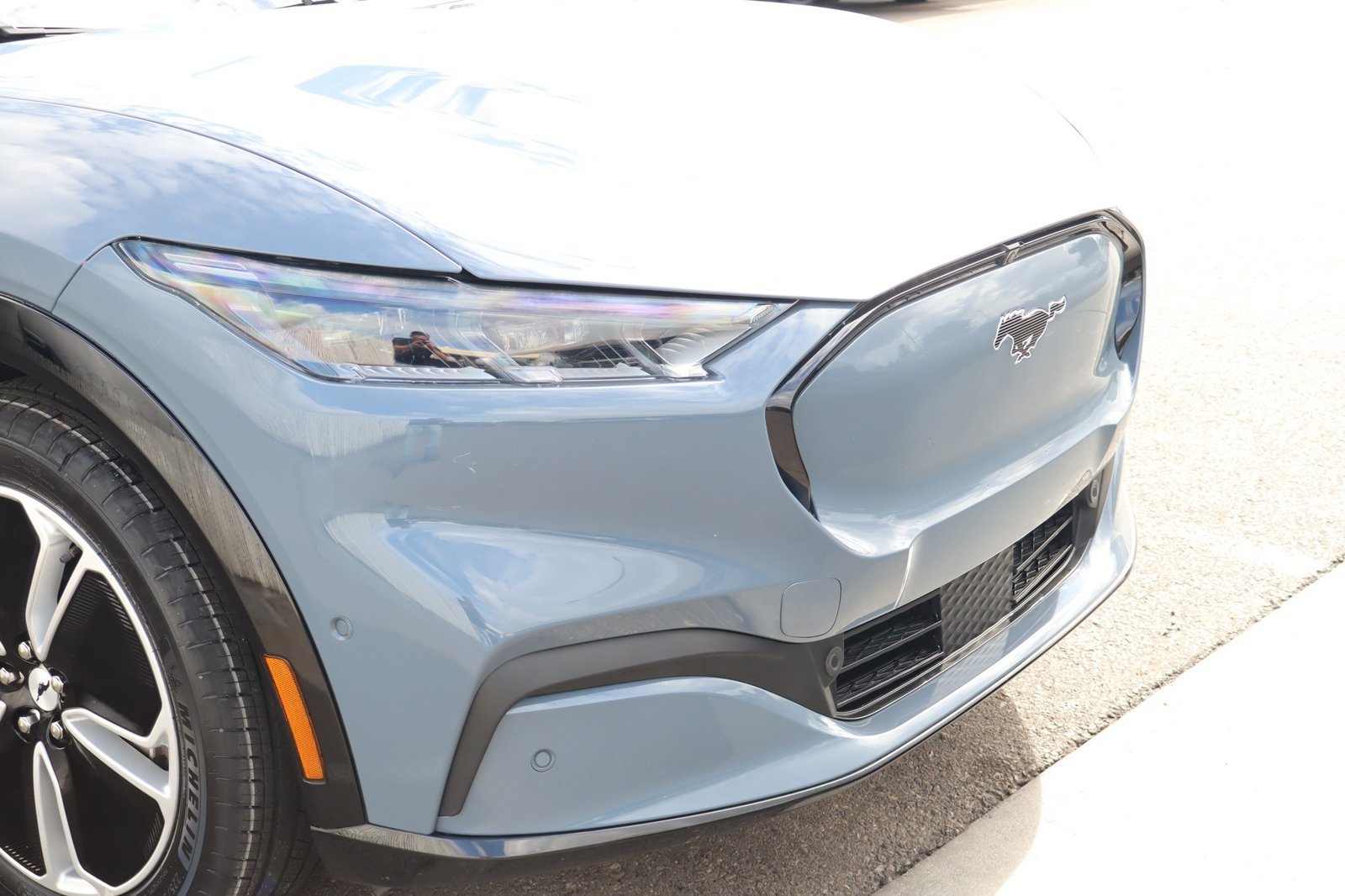 Used 2023 Ford Mustang Mach-E Premium RWD image 9
