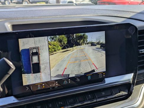 Used 2025 Chevrolet Silverado 3500 High Country w/ High Country Premium Package image 25