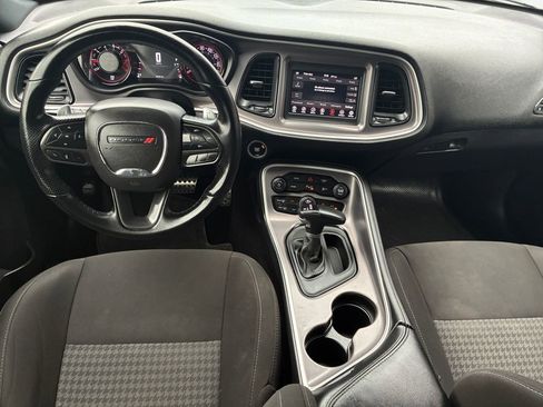 Used 2022 Dodge Challenger R/T w/ Blacktop Package image 19