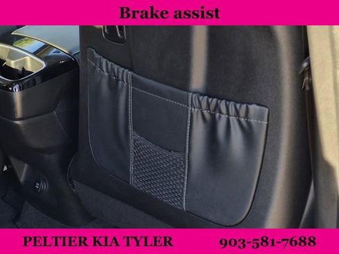 Certified 2025 Kia Telluride S image 18