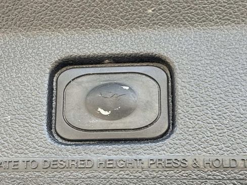 Certified 2018 Ford Explorer Platinum image 15