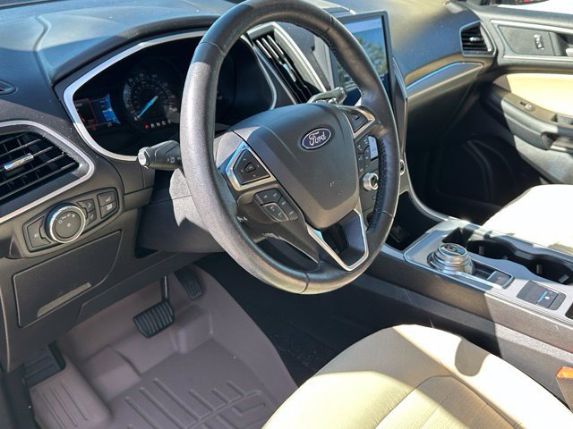Used 2021 Ford Edge SEL w/ Convenience Package AWD/4WD image 17