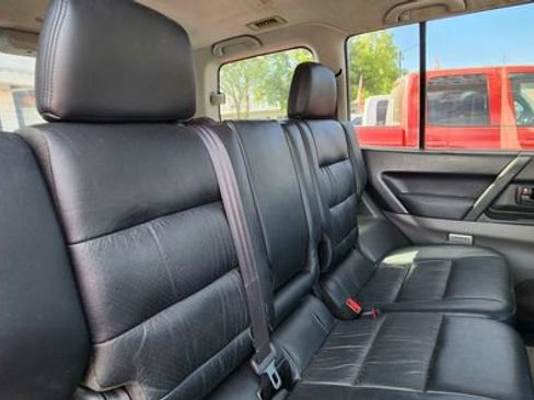 Used 2002 Mitsubishi Montero Limited AWD/4WD image 13