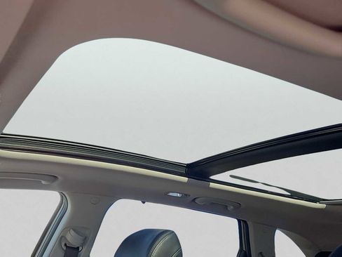 Used 2017 Kia Sorento EX w/ EX Advanced Touring Package image 16