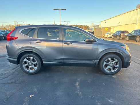 Used 2022 Chevrolet Equinox Premier w/ LPO, Cargo Package image 3