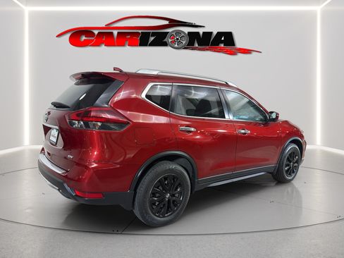 Used 2018 Nissan Rogue SV FWD image 5