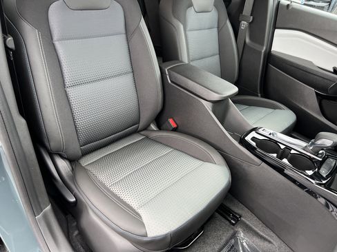 New 2026 Chevrolet Trax LT w/ Driver Confidence Package image 23