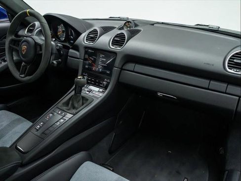 Used 2024 Porsche 718 Cayman GT4 RS image 28