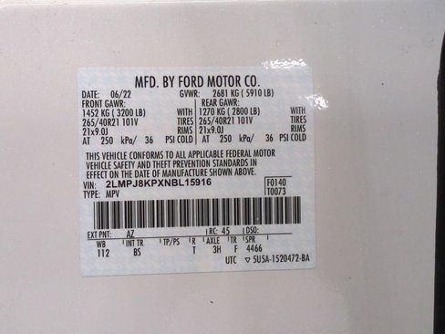 Certified 2022 Lincoln Nautilus Reserve w/ Equipment Group 202A image 35