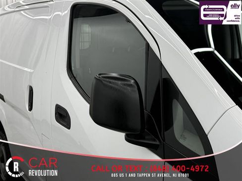Used 2021 Nissan NV200 S image 37