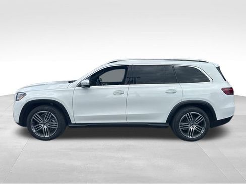 Certified 2025 Mercedes-Benz GLS 450 4MATIC image 3