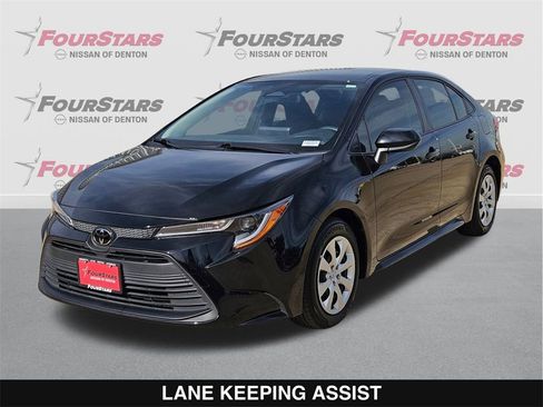 Used 2023 Toyota Corolla LE image 9