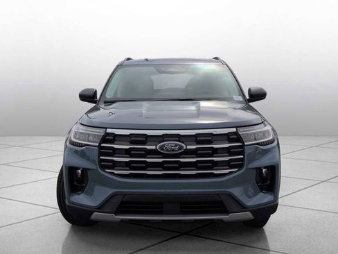 New 2026 Ford Explorer Active w/ Active Comfort Package RWD image 3