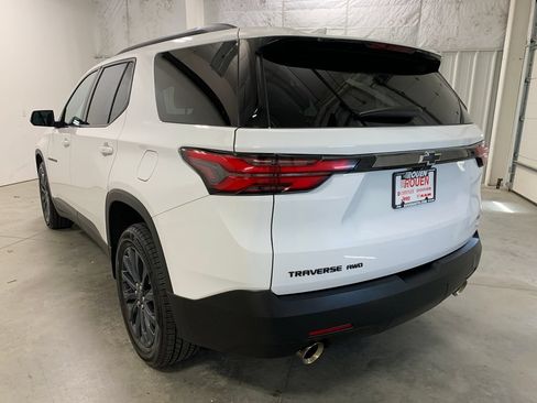 Used 2023 Chevrolet Traverse RS AWD/4WD image 7