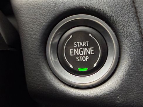 Used 2023 Chevrolet Suburban RST AWD/4WD image 26