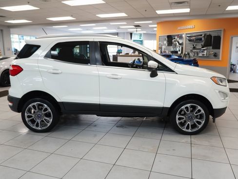 Used 2019 Ford EcoSport Titanium image 12