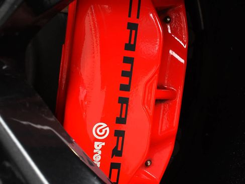 Used 2020 Chevrolet Camaro SS image 33