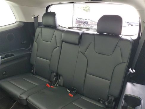 Used 2024 Kia Telluride SX image 12