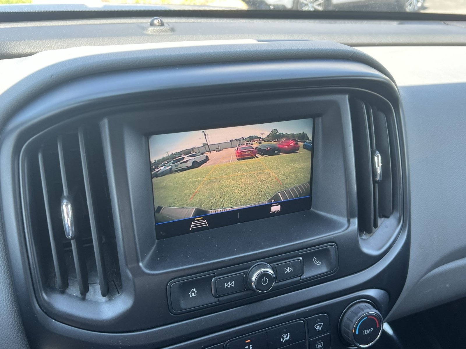 Used 2020 GMC Canyon 2WD Crew Cab w/ Convenience Package image 16