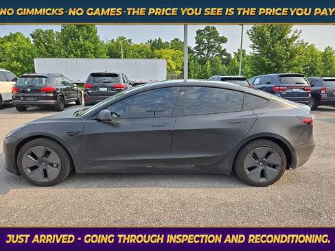 Used 2021 Tesla Model 3 Standard Range Plus RWD image 4