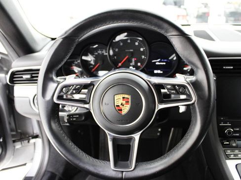 Used 2017 Porsche 911 Carrera image 22