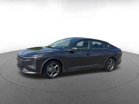 Used 2025 Kia K4 FWD image 8
