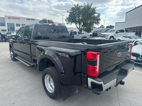 Used 2023 Ford F350 Lariat AWD/4WD image 2