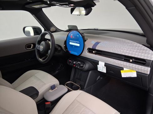 New 2026 MINI Cooper 2-Door Hardtop FWD image 28