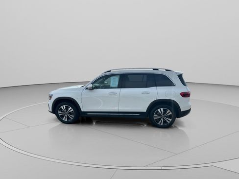 Certified 2025 Mercedes-Benz GLB 250 4MATIC image 8