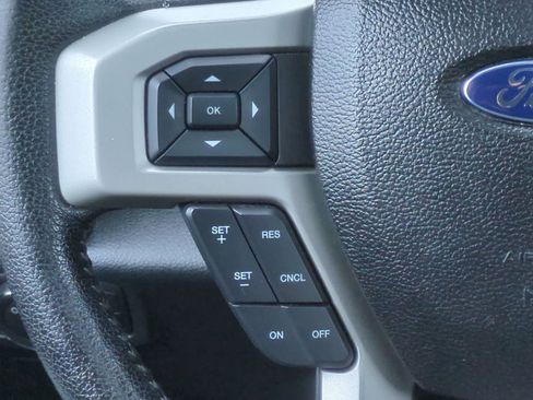 Used 2016 Ford F150 Lariat w/ Equipment Group 502A Luxury AWD/4WD image 25