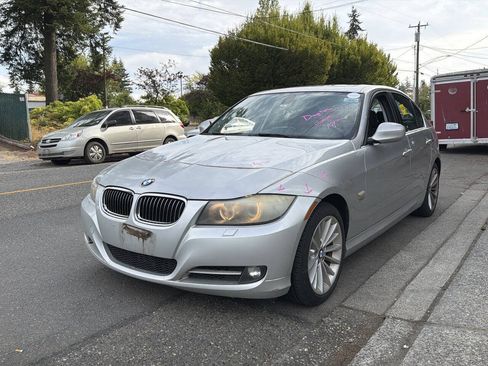 Used 2011 BMW 335i xDrive Sedan AWD/4WD image 1