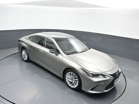 Used 2019 Lexus ES 350 w/ Accessory Package 2 FWD image 36