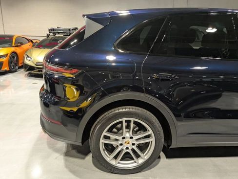 Used 2019 Porsche Cayenne AWD/4WD image 10