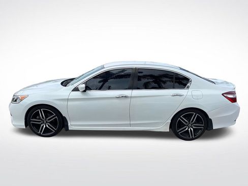 Used 2016 Honda Accord Sport image 2