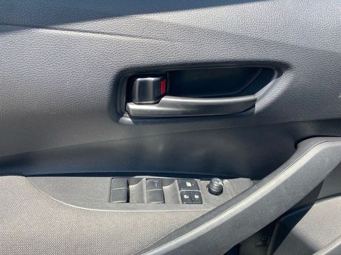 Certified 2025 Toyota Corolla LE FWD image 12