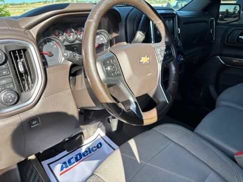 Used 2019 Chevrolet Silverado 1500 LT w/ Convenience Package AWD/4WD image 14