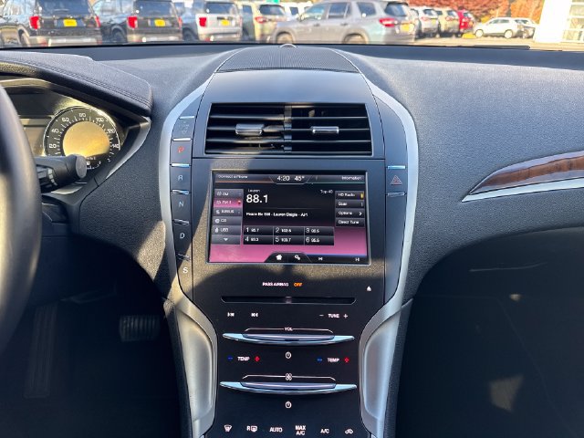 Used 2015 Lincoln MKZ w/ Equipment Group 101A Select FWD image 20
