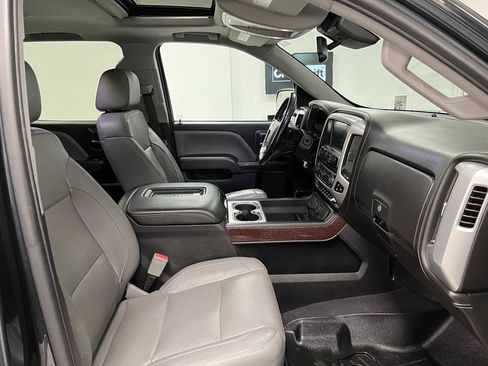 Used 2018 GMC Sierra 1500 SLT AWD/4WD image 57