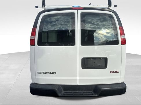 Used 2021 GMC Savana 2500 Extended w/ Driver Convenience Package image 24